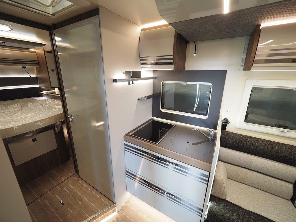 Ci Magis 67 XT Aut I Solcell I Backkamera I Queensbed 2026