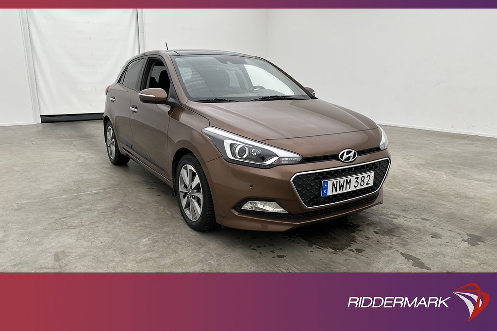 Hyundai i20 1.4 Premium Pano Värmare Kamera Navi Keyless