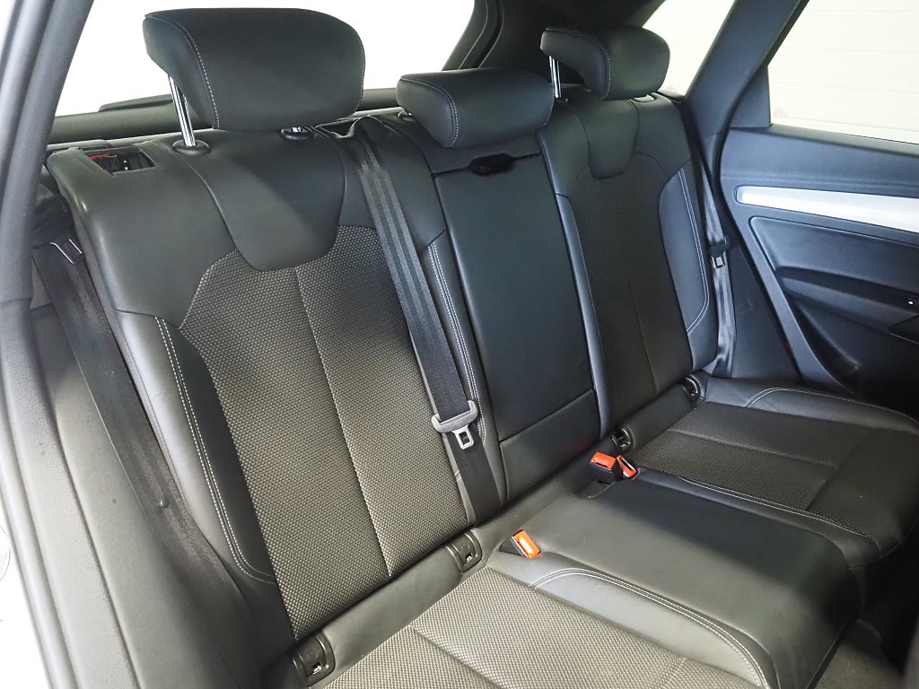 Audi Q5 40 TDI Quattro S Tronic S-Line Kamera D-Värm Dragkrok 2019