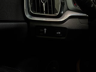 Volvo V60 D4 Momentum S&V-hjul/Kamera/Carplay/Dvärm/A.d Fart