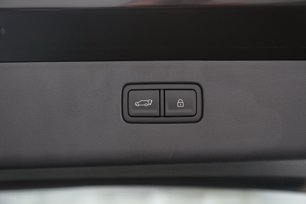 Hyundai IONIQ 9 Calligraphy Line AWD 110,3kWh-600km Räckvidd i lager* 2026