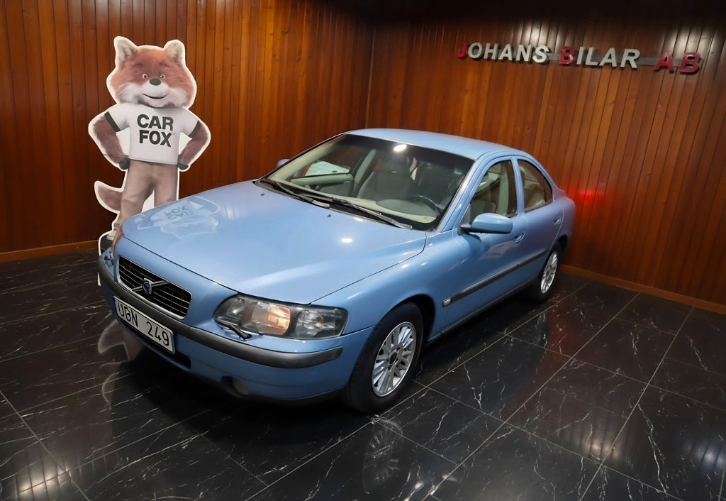 Volvo S60 2.4 Business 140hk ( 2 privata ägare )