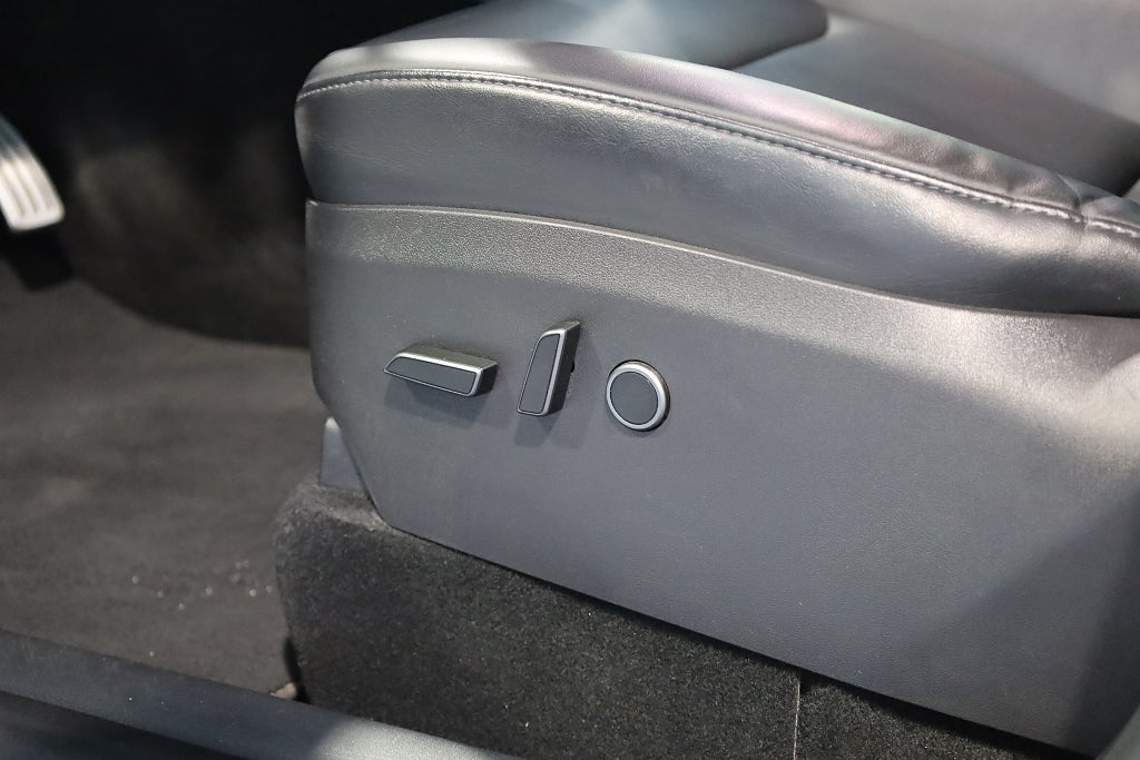 Tesla Model Y Performance AWD 534 HK Autopilot Pano Navi 2022