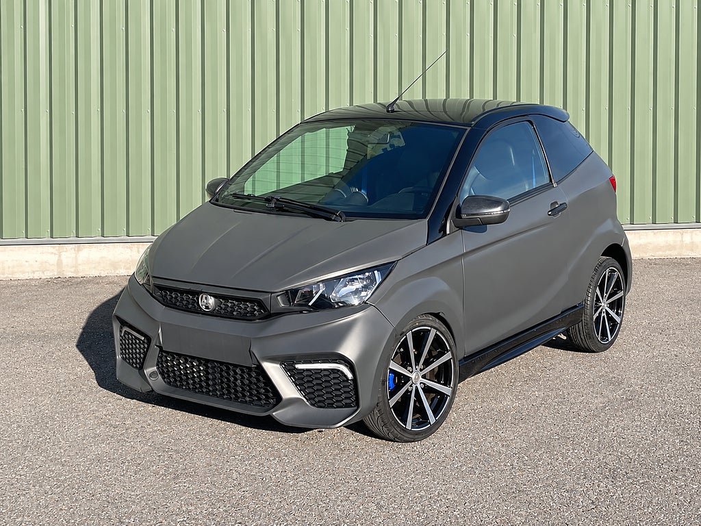 Aixam Coupe Coupé 0.5 CVT backkamera Motorvärmare 