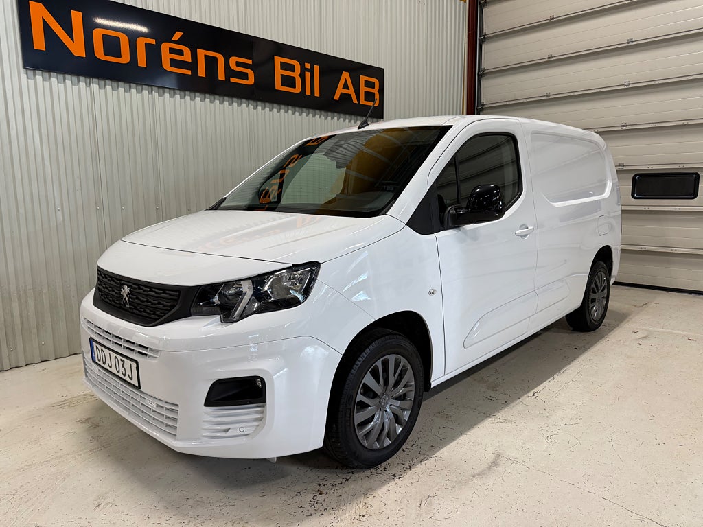 Peugeot Partner 1.5 BlueHDi 100Hk L2 LÅNG MOMS/LEASBAR!! Euro 6