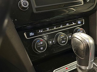 Kombi Volkswagen Passat 18 av 27