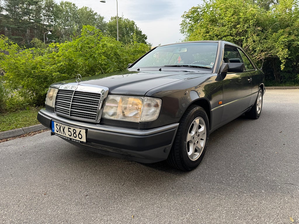 Mercedes-Benz 300 CE-24 4G-Tronic classic