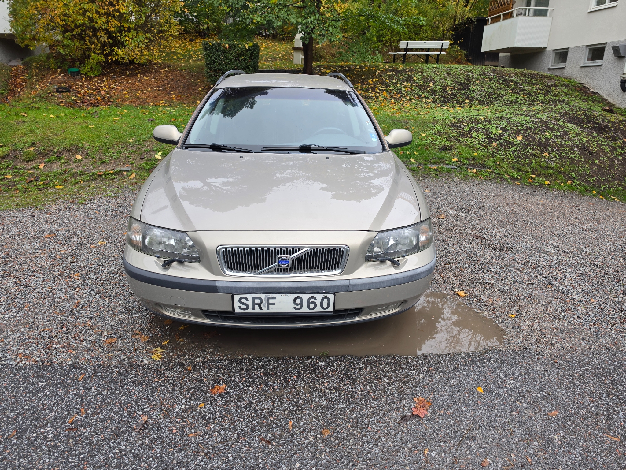 Volvo V70 2.4 2001, photo 2/10