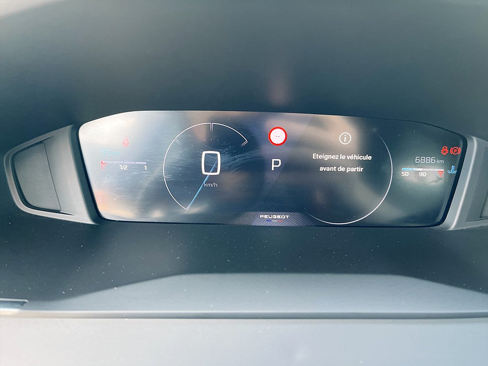 Bild på Peugeot 2008 Allure 1.2 PT 130hk Aut B-KAMERA CARPLAY