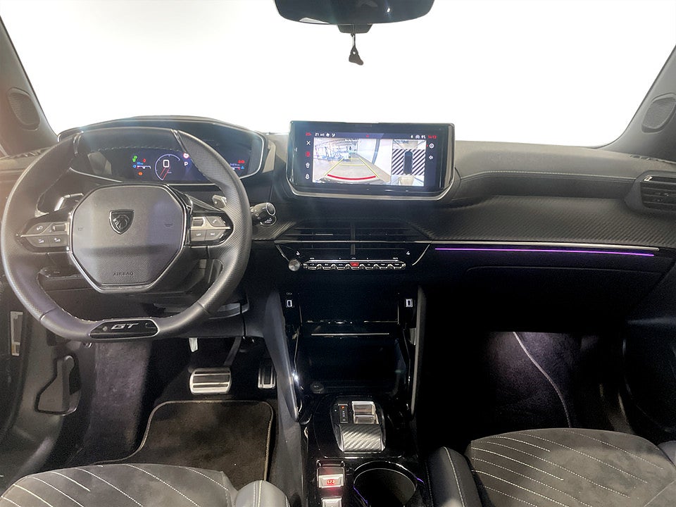 Bild på Peugeot 2008 GT 1.2 PT 130hk Aut B-KAMERA CARPLAY