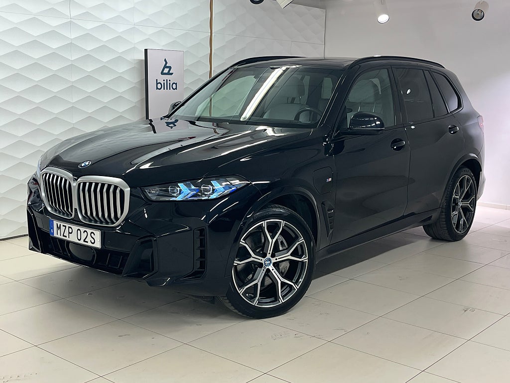 BMW X5 xDrive 50e / M-Sport / Momsbil!