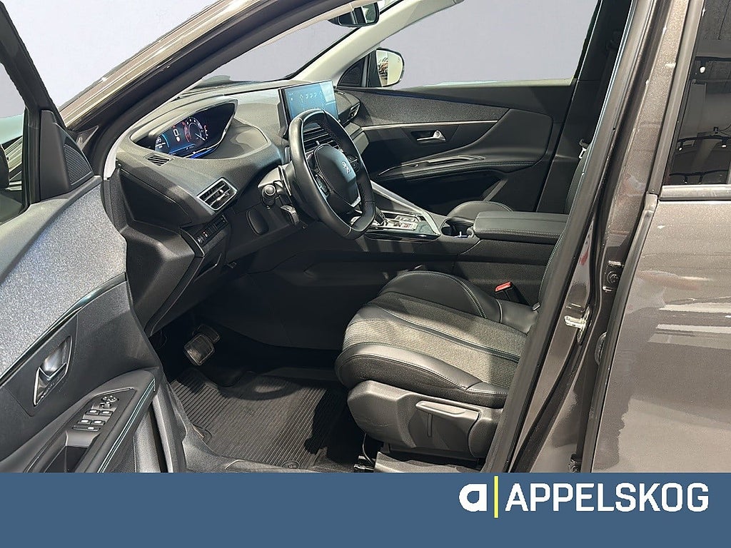 Peugeot 3008 Allure PureTech 130 AUT |RÄNTA 3,99%|V-HJUL INGÅR| thumbnail