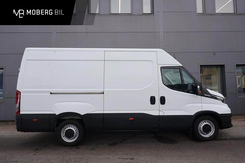 Iveco Daily 35-140 2.3 JTD 136hk L2H2 Värmare MOMS