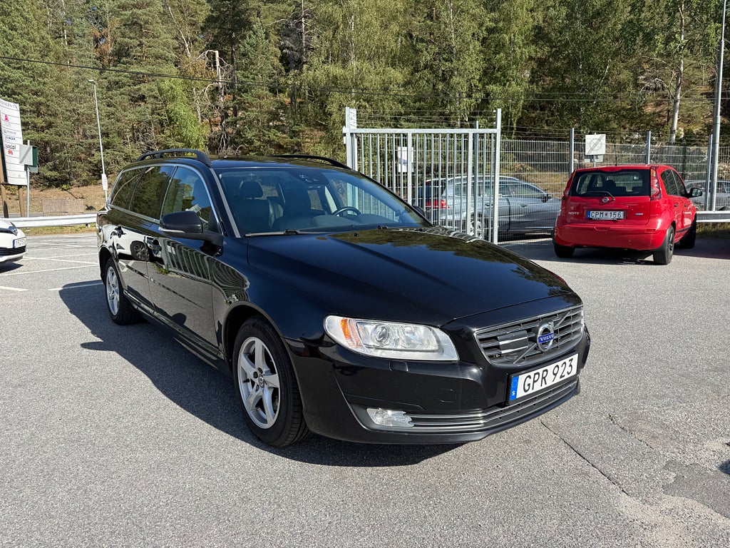 Volvo V70 D4 181hk Automat Classic Momentum Drag Välvårdad Euro 6