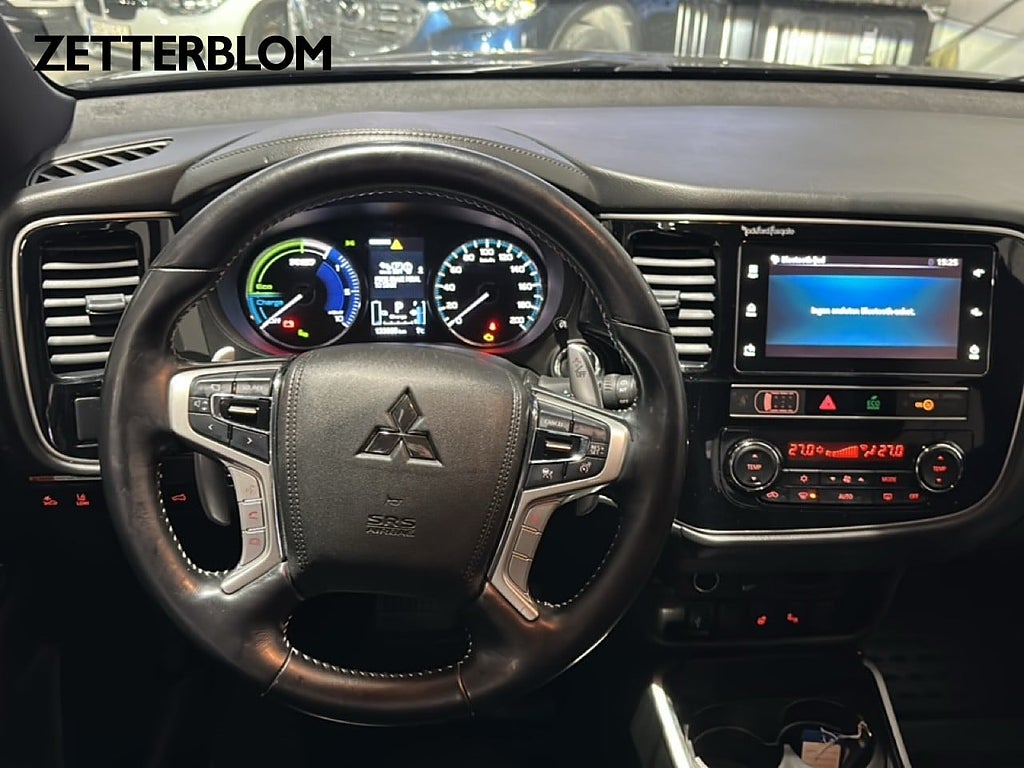 Kombi Mitsubishi Outlander 12 av 20