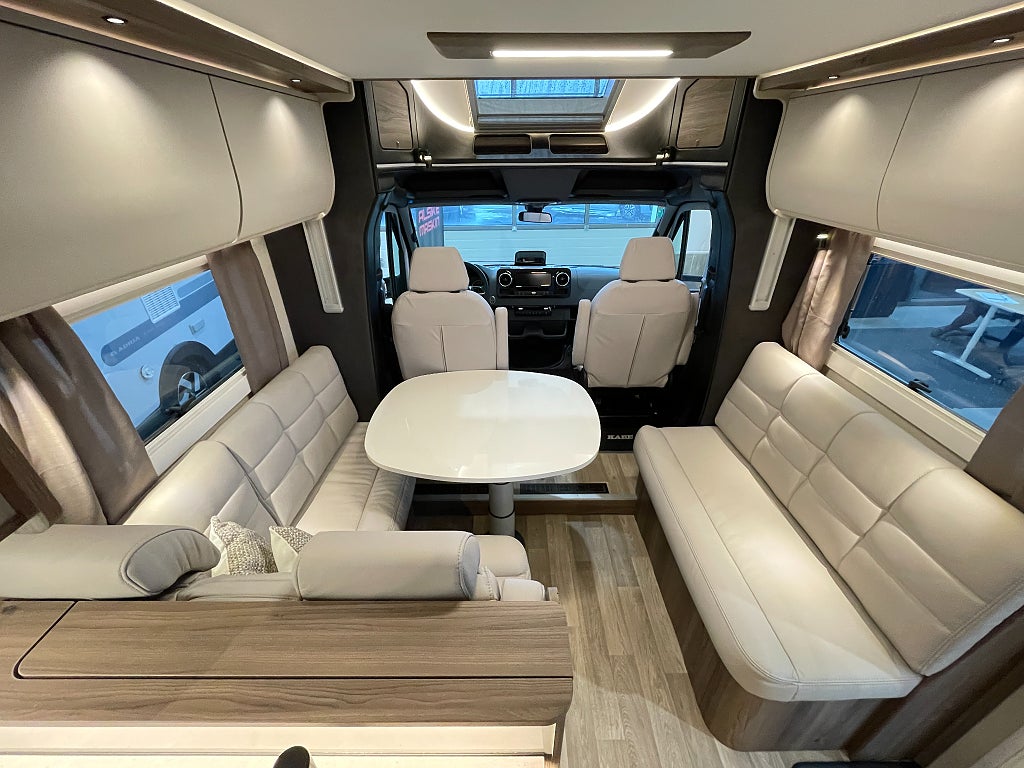 Kabe TMX 810 LXL /Cinderella/ALDE/5 bältad/Automat/Mercedes - Kabe