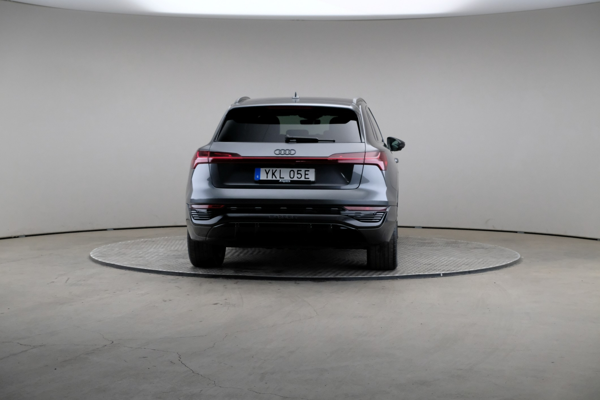 Audi Q8 e-tron 2024, bild 2/10
