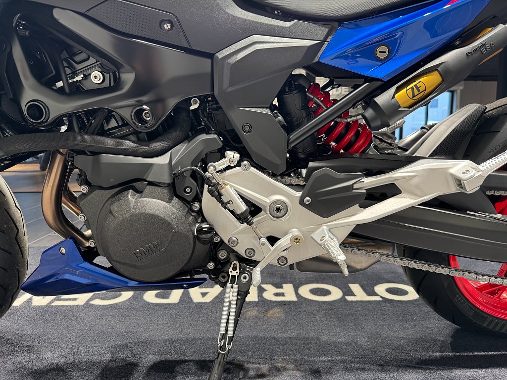 BMW F900R/Ord pris: 138.395kr/Nu: 127.900kr/100mil/Sport