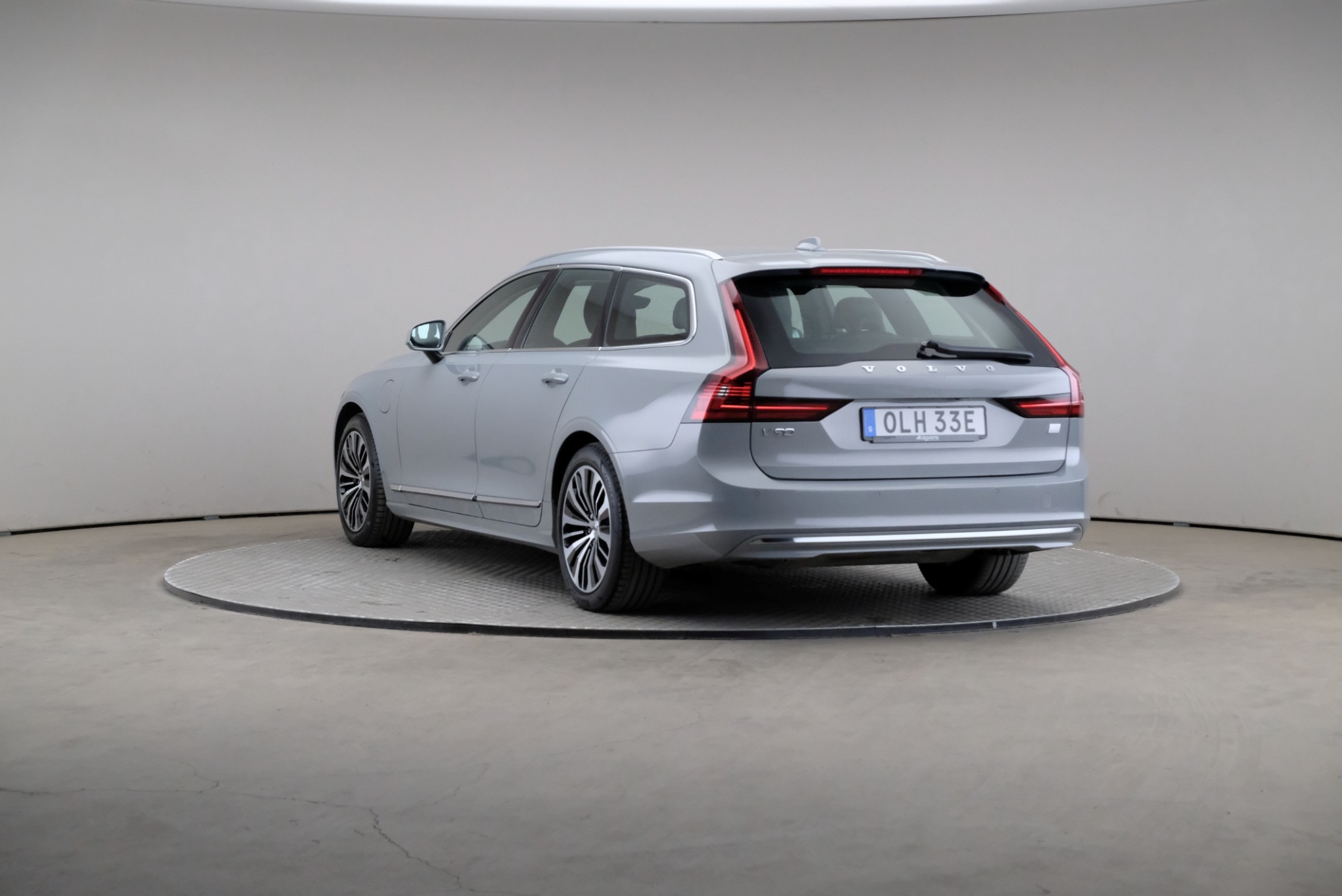Volvo V90 2024, bild 2/10