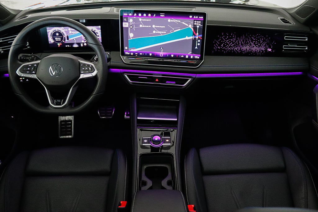 Volkswagen Tiguan 2.0 TDI 4M R-Line Premium Pano HuD Värmare