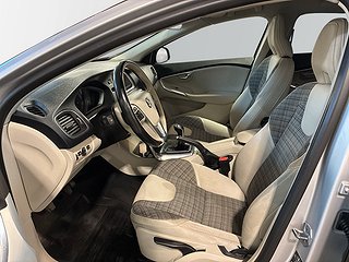 Volvo V40 Cross Country D3 Momentum Värmare Psens S&V-däck