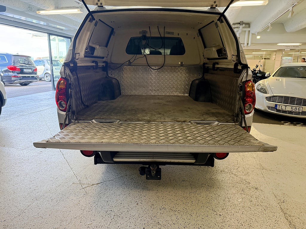 Mitsubishi L200 Dobbelcab 2.5 4x4 Automatisk, 5-trinn, 178hk, 2010