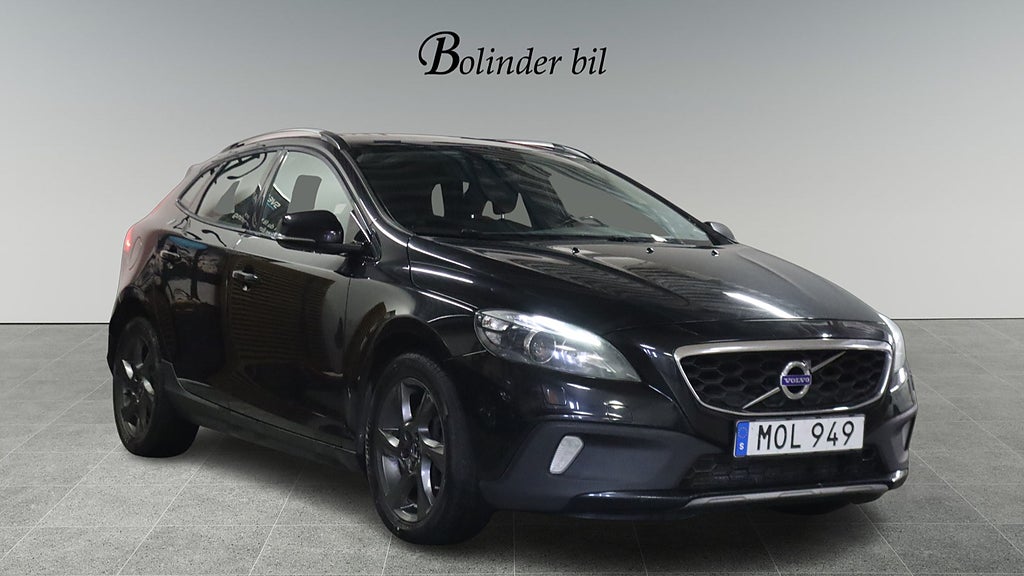 Volvo V40 Cross Country D4 Momentum Business Edition Pro DRAG BES HEMLEV