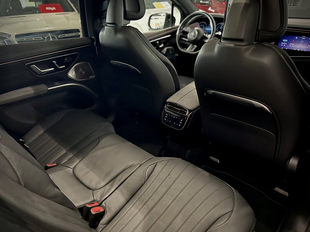 Mercedes-Benz EQS SUV 500 4MATIC AMG Premium Plus Hyperscreen Drag - bild 16