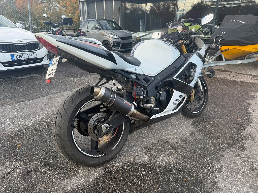 Suzuki GSX-R1000 165hk Finans & Transport 