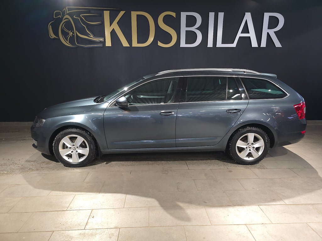 Skoda Octavia 1.6 TDI 4WD Kombi Premium, Style Euro 6 110hk | Värmare