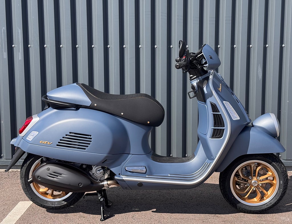 Vespa GTV  Officina 8