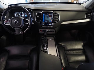 SUV Volvo XC90 17 av 28