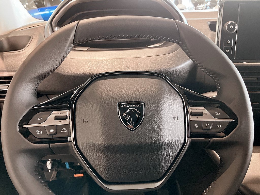 Bild på Peugeot Partner Crew cab 1.5 BHDi 130hk Aut L2 - B-KAMERA, DRAG