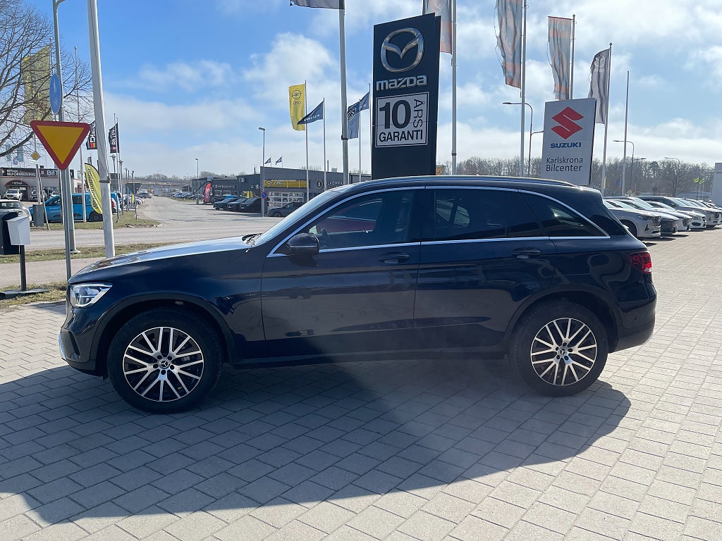 Mercedes-Benz GLC 300 e 4MATIC 9G-Tronic Base 320 hk