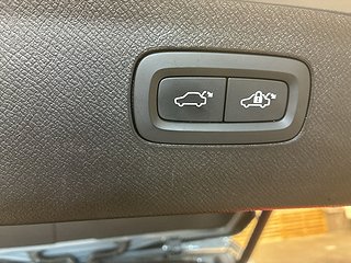 Volvo XC90 7-sits Recharge T8 AWD Aut R-Design Drag Pano HuD