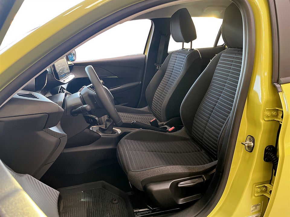 Bild på Peugeot 208 Active 1.2 PT 75hk - CARPLAY, BACKSENSORER