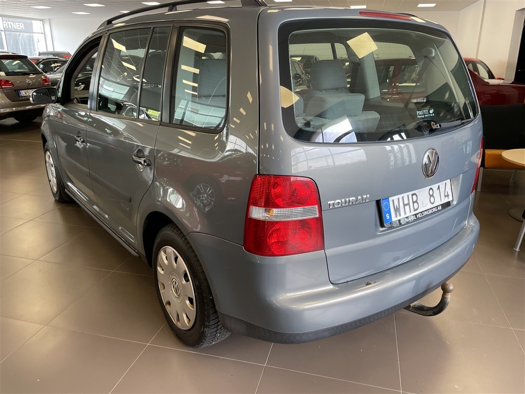 Volkswagen Touran 2005, photo 4/33