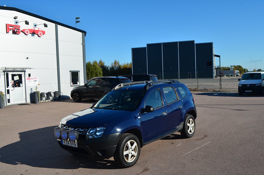 Dacia Duster 1.6 4x4 105 hk M-Värmare Drag Nybesiktigad