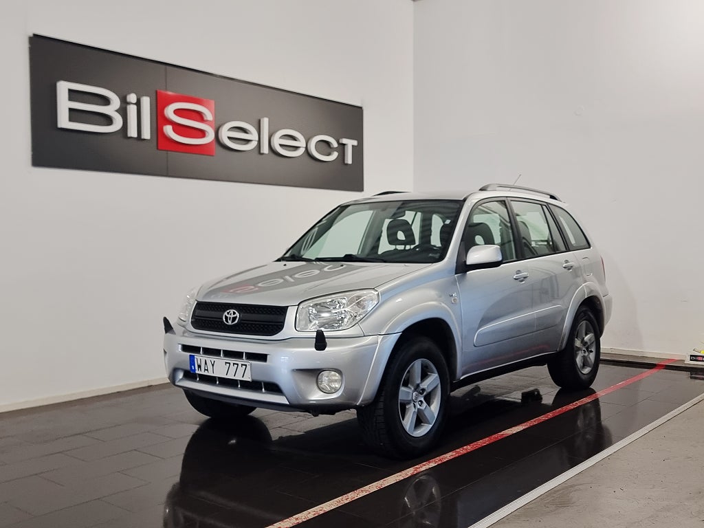Toyota RAV4 5-dörrar 2.0 VVT-i 4x4 Ny Servad Dragkrok 