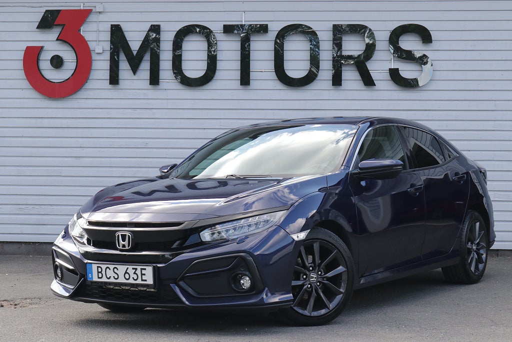 Honda Civic 1.0 CVT Elegance Navi Kamera *kamrembytt*