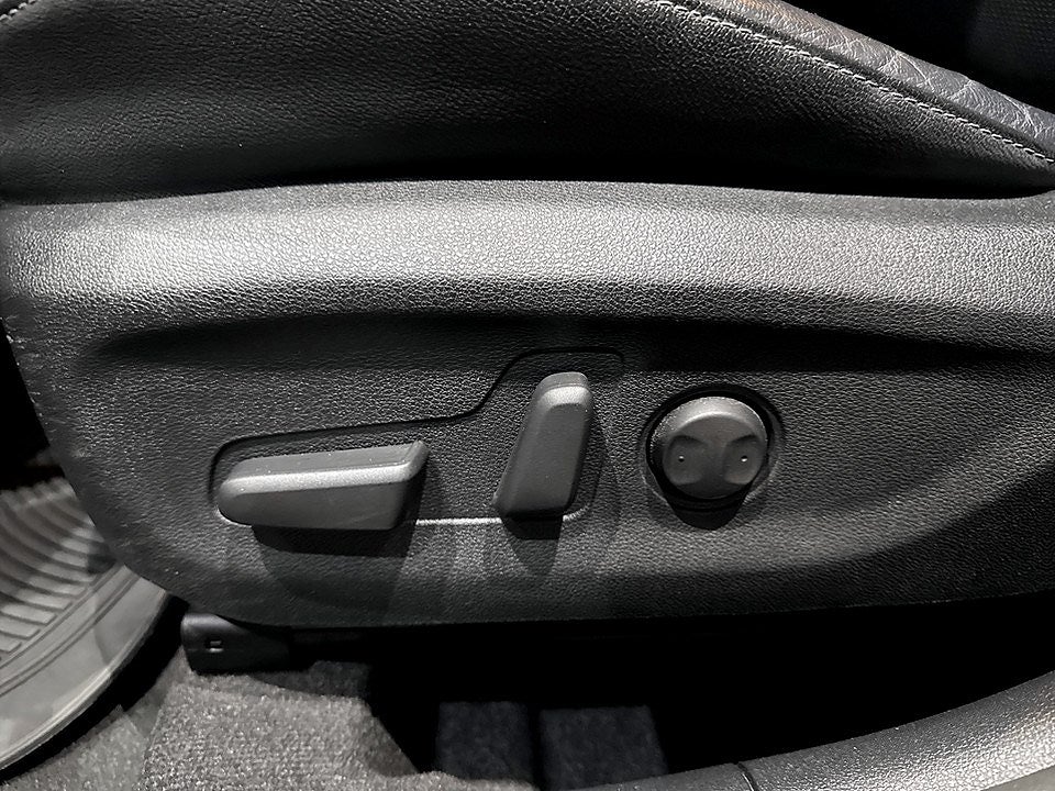 Bild på Kia Niro Advance Plus Hybrid 141hk Aut - ELSTOL,B-KAMERA