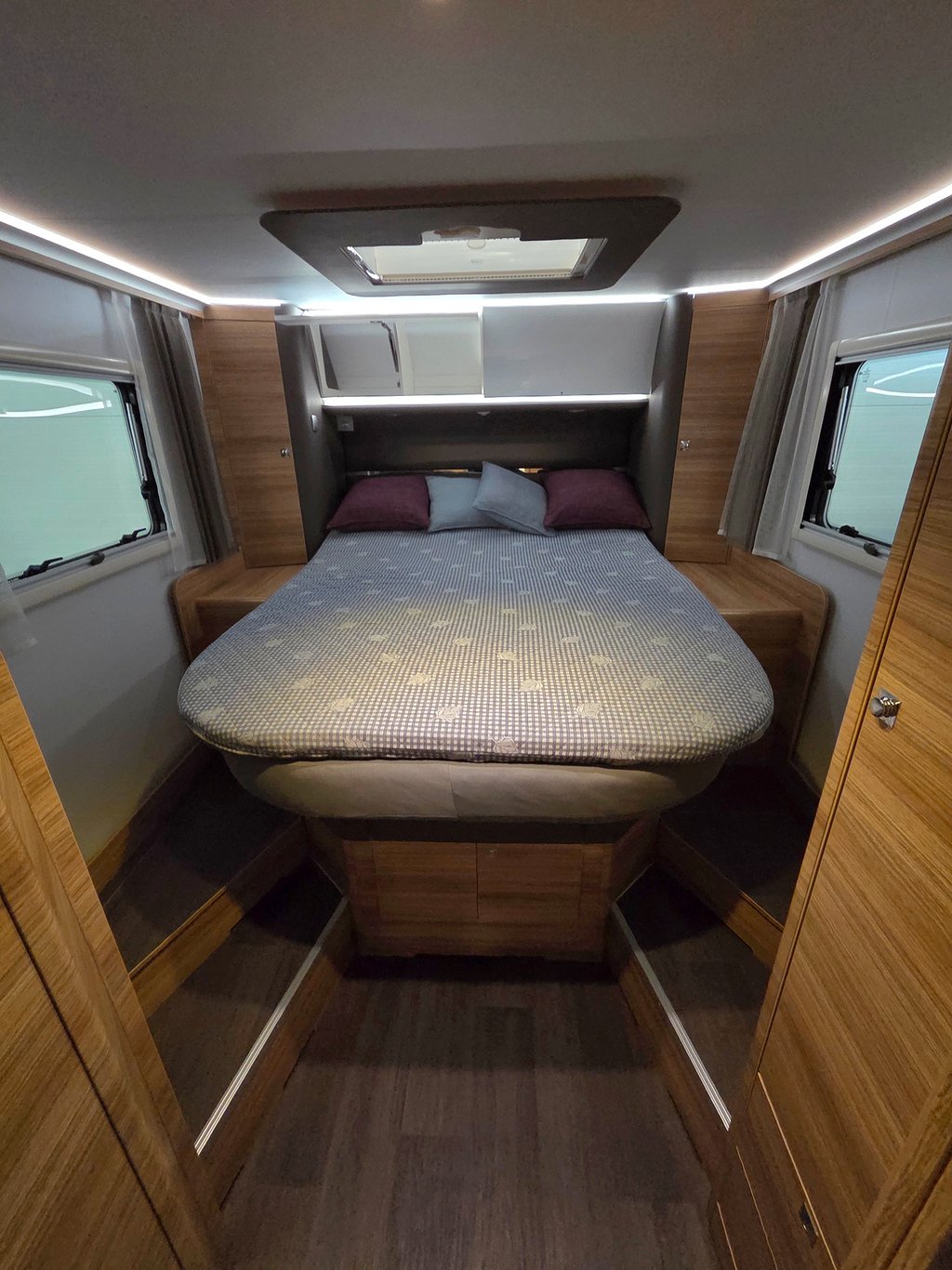 Adria Sonic Supreme 810 SC / ALDE / Auto 180hk / Ugn/Taksäng - Adria
