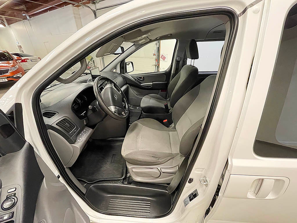 Hyundai H-1 2,5 Crdi 170Hk 8-Sits Automat