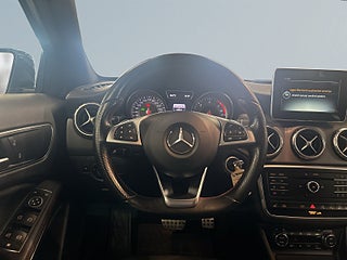 Mercedes-Benz GLA 220 d 4MATIC 7G-DCT AMG Line M-värmare/kamera/S&V-Däck – bild 9