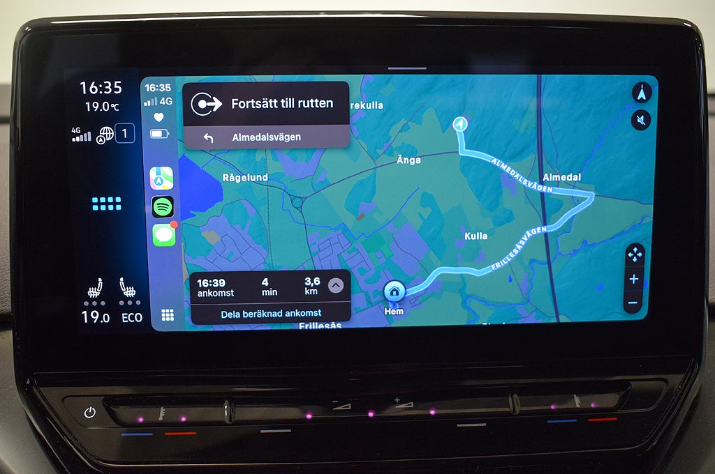 VOLKSWAGEN ID.4 PURE PERFORMANCE ATTELAGE GPS CARPLAY VENDU EN SUÈDE | 4X2 | BVA