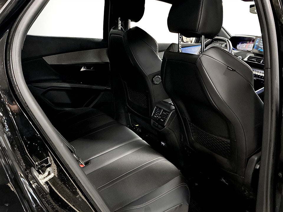 Bild på Peugeot 3008 GT 1.2 PT 130hk Aut B-KAMERA CARPLAY