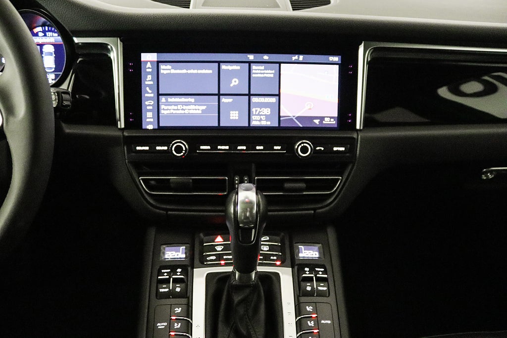 Porsche Macan S PDK Panorama 21" Turbo Design 354hk