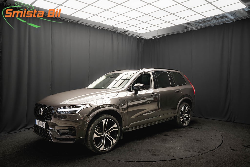 Volvo XC90 Recharge T8 AWD ULTIMATE DARK 7-sits B&W PANO LUFT MOMS