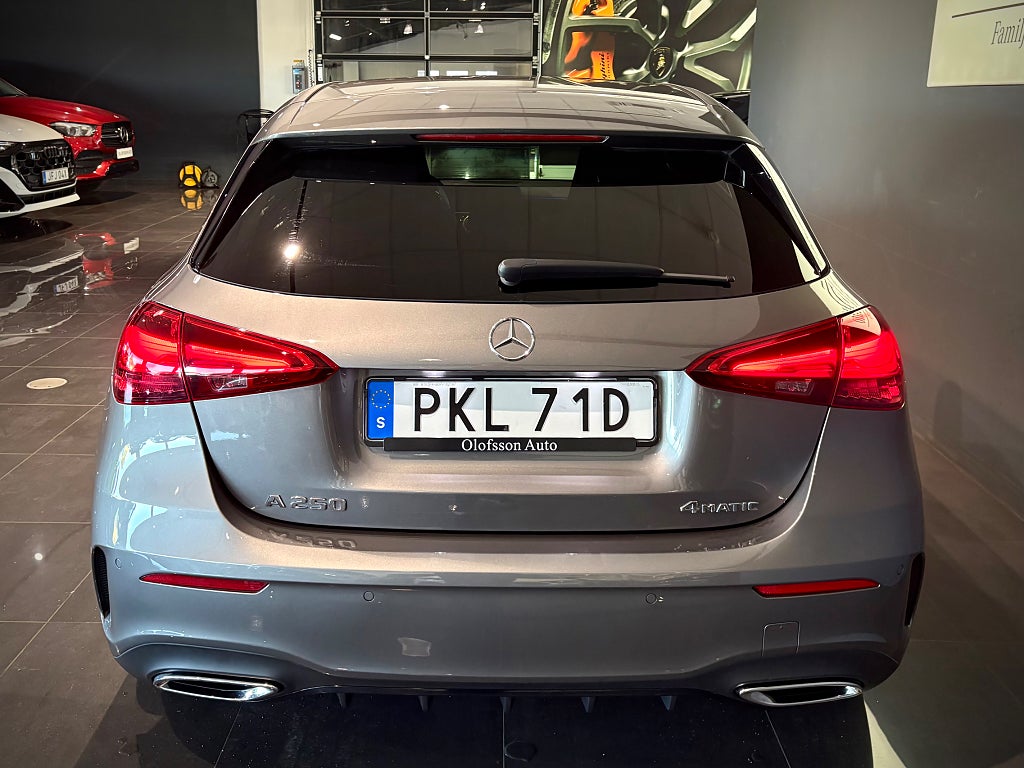 Mercedes-Benz A 250 4MATIC 8G-DCT AMG Line Advanced Plus Euro 6 - bild 4