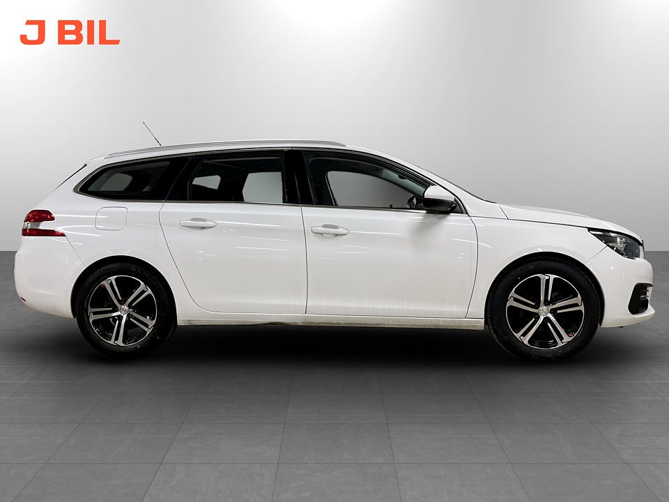 Bild på Peugeot 308 SW Allure 1.2 PT 130hk Aut KAMPANJRÄNTA 3,99%